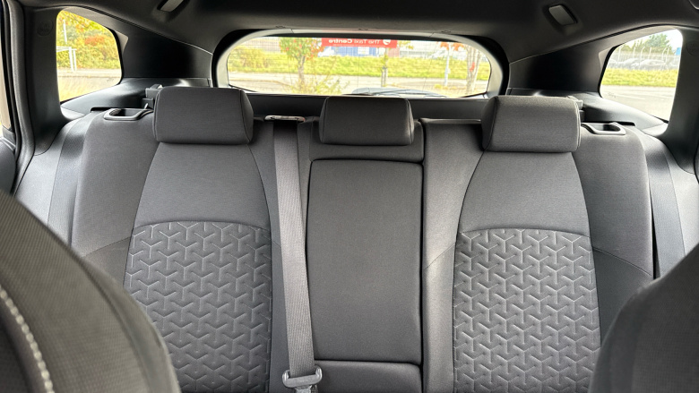 Toyota Corolla 1.8 VVT-i Hybrid Icon Tech 5dr CVT Hybrid Estate